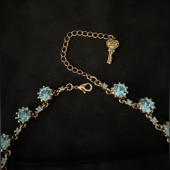 Betsey Johnson Blue Crystal Collar Necklace with Key Extender - Picture 3 of 3